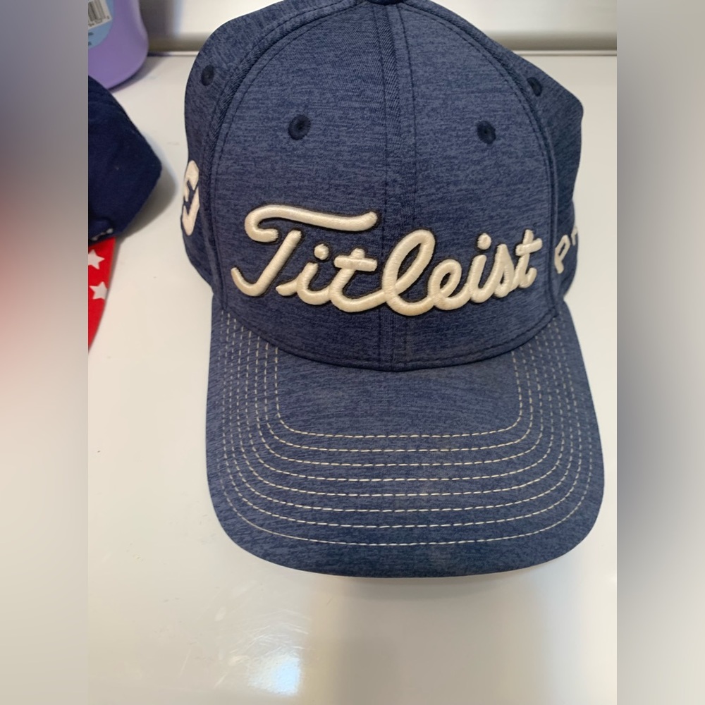 Titleist hat